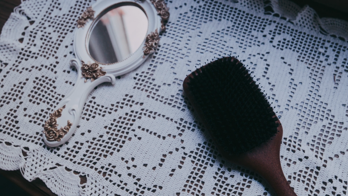 Why Hairbrush Care Deserves a Place in Your Beauty Routine