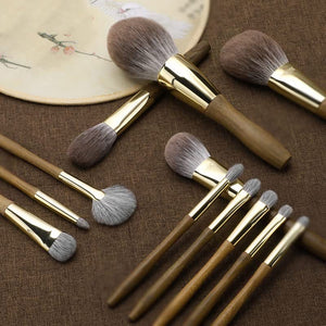 12-Piece Green Sandalwood Makeup Brush Set for Face & Eyes