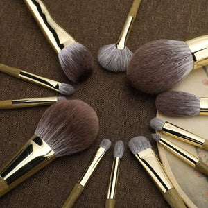 12-Piece Green Sandalwood Makeup Brush Set for Face & Eyes